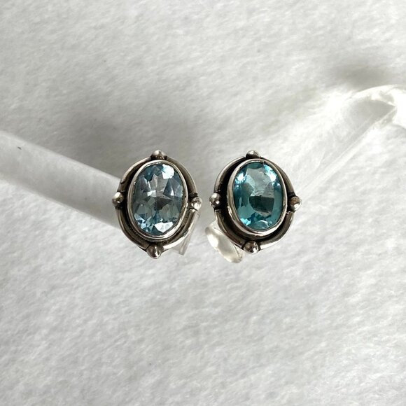 Sterling Silver 925 Dainty Bezel Set Oval Blue Cubic Zirconia CZ Stud Earrings - Picture 4 of 16